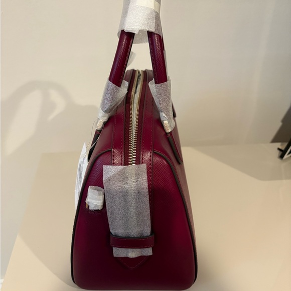 Kate Spade Large Madison Duffel Crossbody - Picture 4 of 5